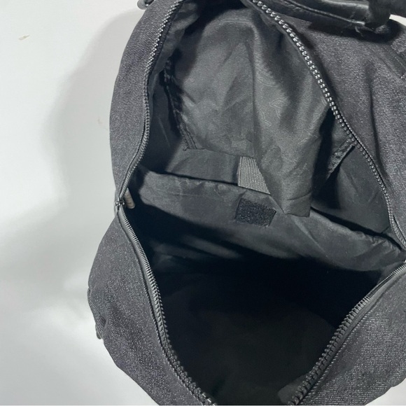 Dickies Classic Black Backpack - Picture 4 of 5
